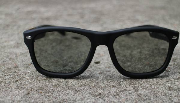 Recenzja okularów przeciwsłonecznych Glassini