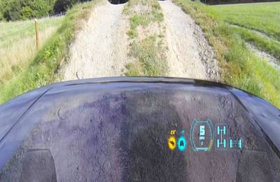 Transparent Bonnet – zobacz więcej z Land Roverem