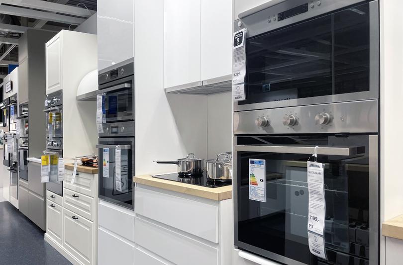 Piekarniki i kuchenki mikrofalowe do zabudowy w Ikea; mikrofalówka IKEA AGD