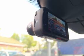 Recenzja wideorejestrator Nextbase 322GW  – czyli jak sprawdza się kamerka do jazdy w mieście