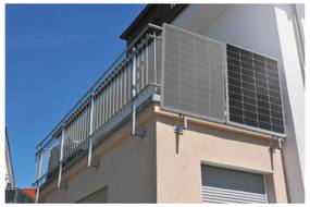 W Lidlu można kupić balkonową elektrownię słoneczną. Dobre panele fotowoltaiczne na start?