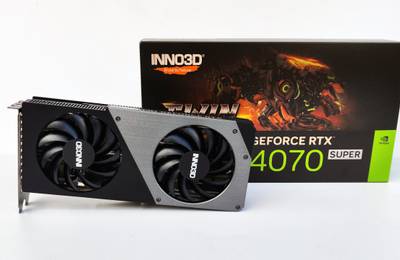 INNO3D GeForce RTX 4070 SUPER TWIN X2. Najmniejsza karta graficzna kontra ray tracing