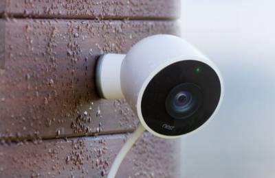 Nest Cam Outdoor – zewnętrzna smart kamera