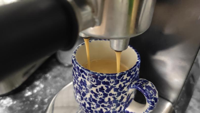 ekspres do kawy parzenie kolba filiżanka espresso
