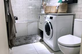 Jakie wirowanie w pralce ustawić, by niechcący nie zniszczyć ubrań?