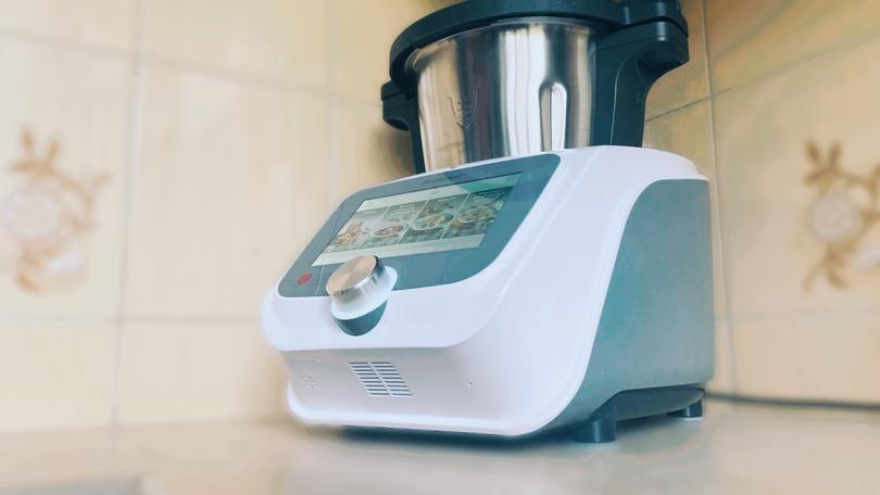 lidlomix, SILVERCREST Wielofunkcyjny robot kuchenny z Wi-Fi Monsieur Cuisine Smart, 1200 W
