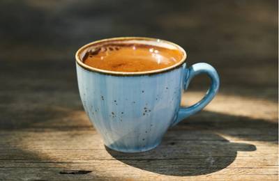 Lubisz kawę z ekspresu przelewowego, ale parzysz ją tylko dla siebie?