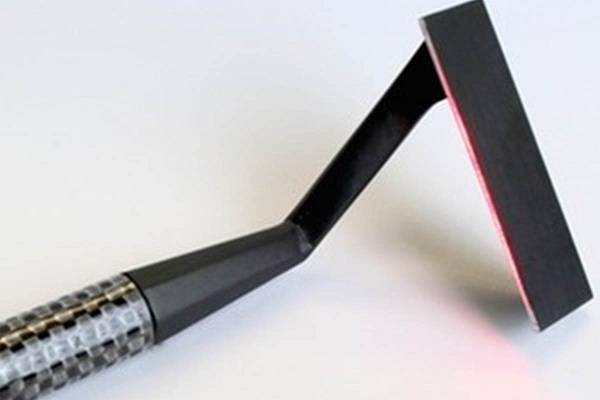 The Skarp Laser Razor – laserowa maszynka do golenia